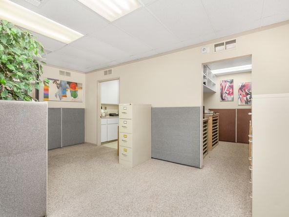 Professional Office Space Located Off Shaw Ave: 1241 E Shaw Ave, Fresno, CA 93710
